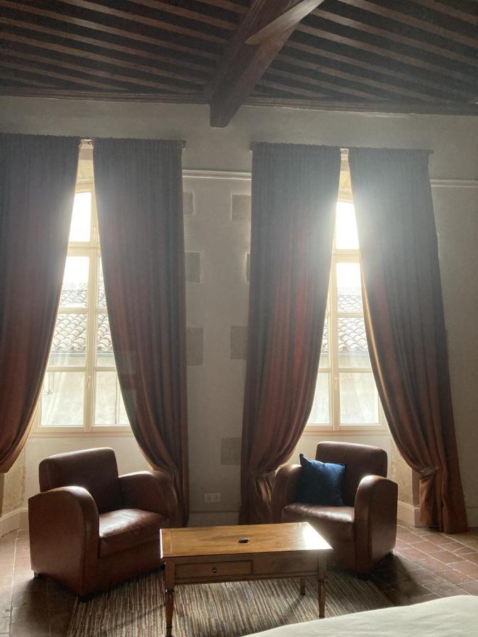 Les Ordalies Hotell Castelnaudary Exteriör bild